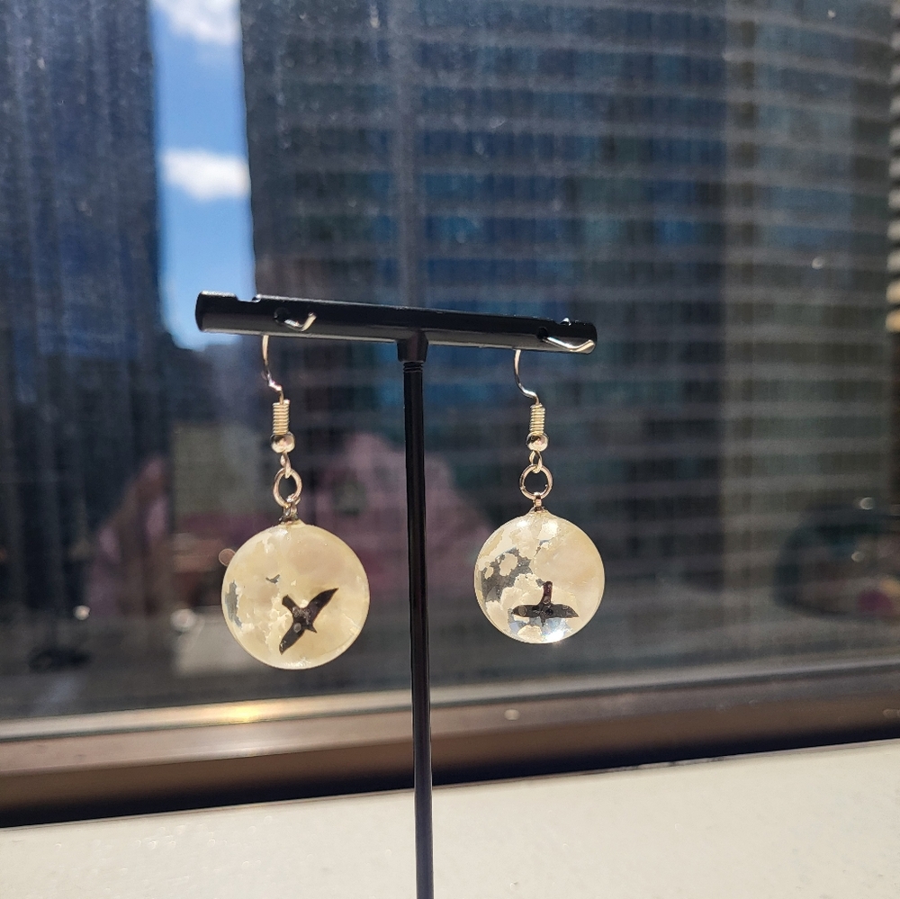 1989 TV Seagull Earrings